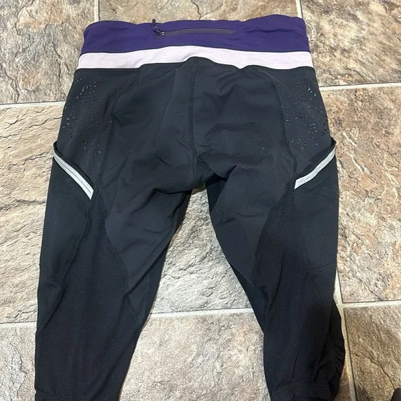 Lululemon - Picture 2 of 3